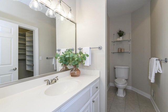 W305N2808 Foxwood COURT, Pewaukee, WI 53072