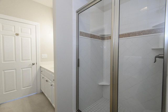 W305N2808 Foxwood COURT, Pewaukee, WI 53072