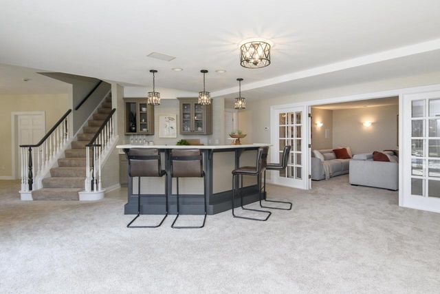 W305N2808 Foxwood COURT, Pewaukee, WI 53072