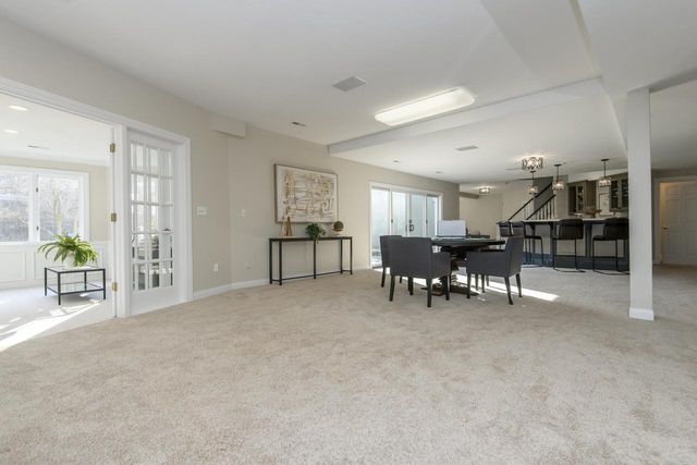 W305N2808 Foxwood COURT, Pewaukee, WI 53072