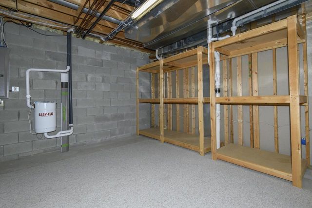 W305N2808 Foxwood COURT, Pewaukee, WI 53072