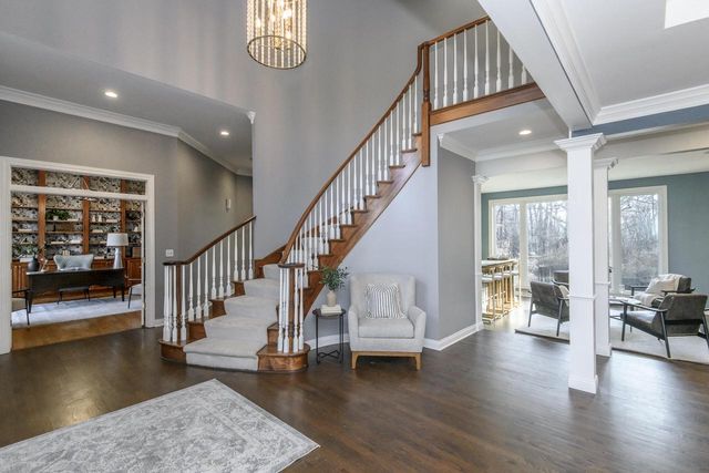 W305N2808 Foxwood COURT, Pewaukee, WI 53072