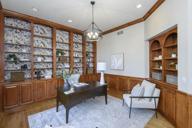 W305N2808 Foxwood COURT, Pewaukee, WI 53072