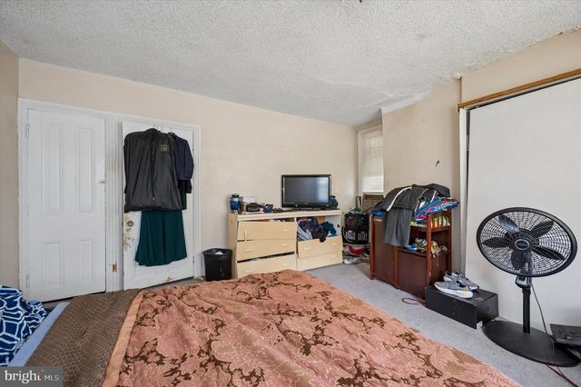 6813 N 7TH ST, Philadelphia, PA 19126