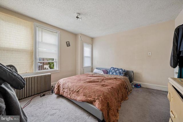 6813 N 7TH ST, Philadelphia, PA 19126