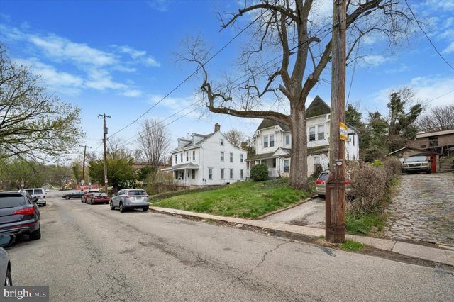 6813 N 7TH ST, Philadelphia, PA 19126