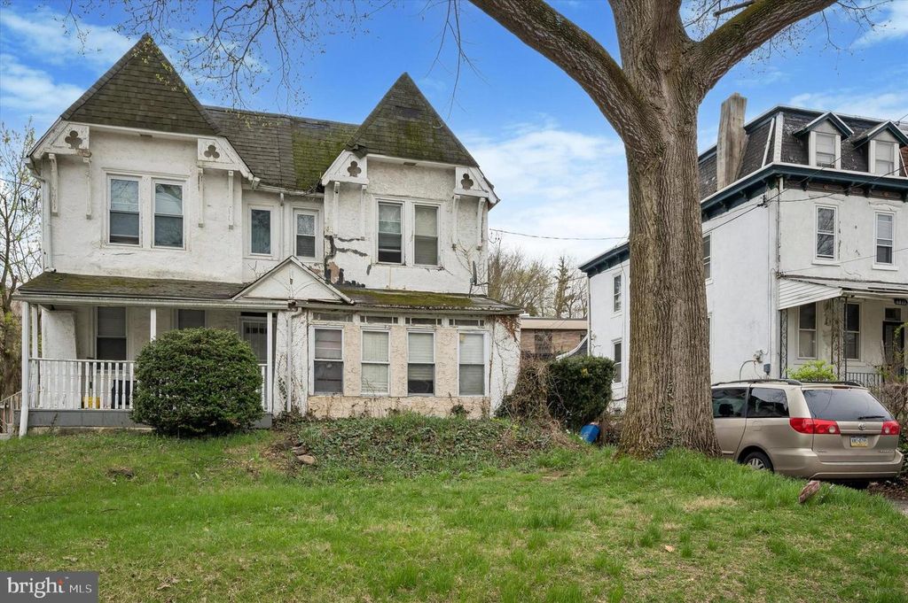 6813 N 7TH ST, Philadelphia, PA 19126