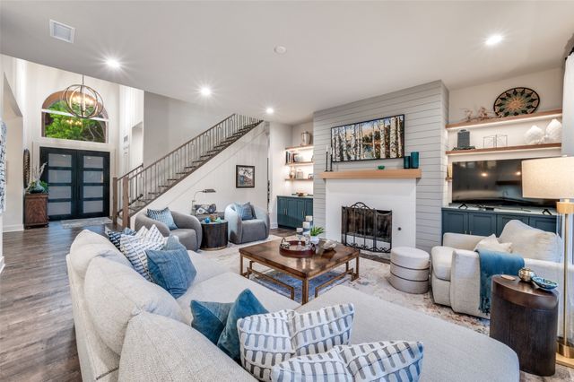 4 Savannah Court, Frisco, TX 75034