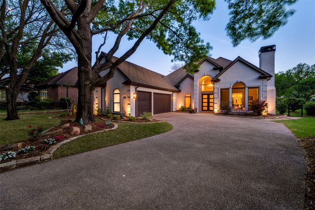 4 Savannah Court, Frisco, TX 75034