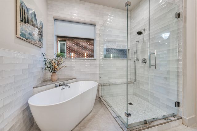 4 Savannah Court, Frisco, TX 75034