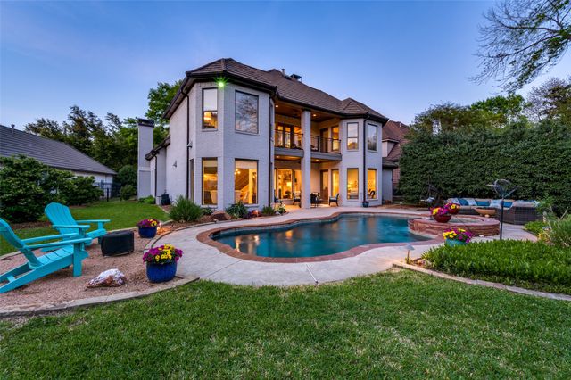 4 Savannah Court, Frisco, TX 75034