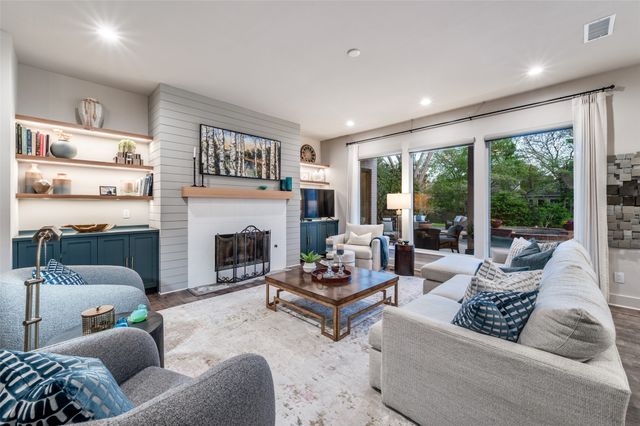 4 Savannah Court, Frisco, TX 75034