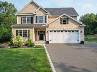 10 Westridge Court, Cheshire, CT 06410