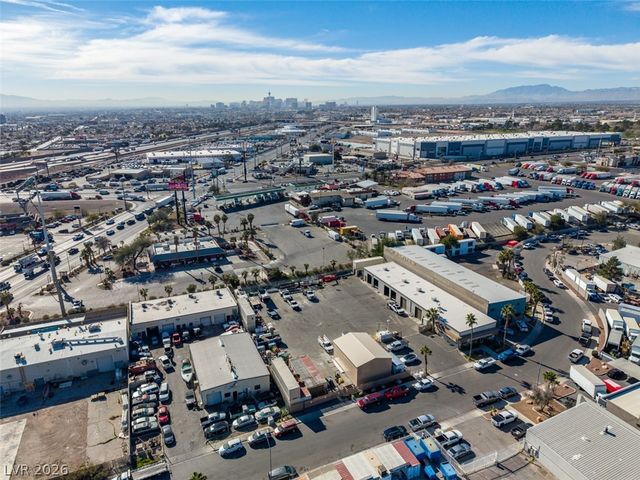 1113 Sharp Circle, North Las Vegas, NV 89030