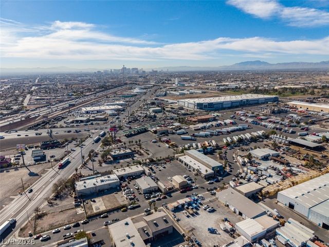 1113 Sharp Circle, North Las Vegas, NV 89030