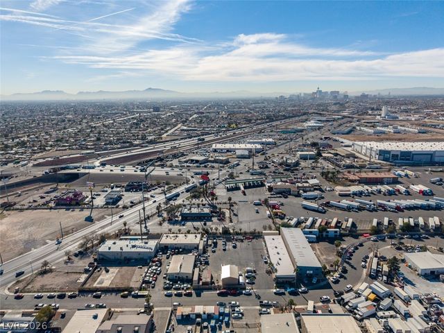 1113 Sharp Circle, North Las Vegas, NV 89030