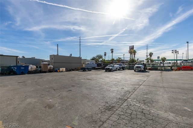 1113 Sharp Circle, North Las Vegas, NV 89030