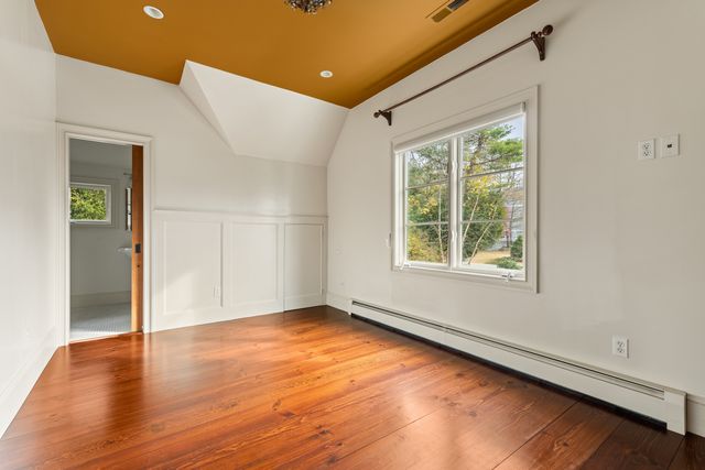 15 Cross Highway, Westport, CT 06880