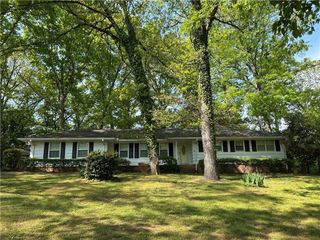 2963 Williams Place, Snellville, GA 30078