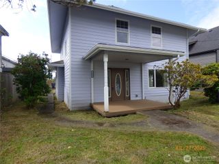 2420 Aberdeen Avenue, Hoquiam, WA 98550