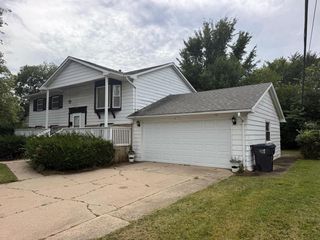 15726 Avalon Avenue, South Holland, IL 60473