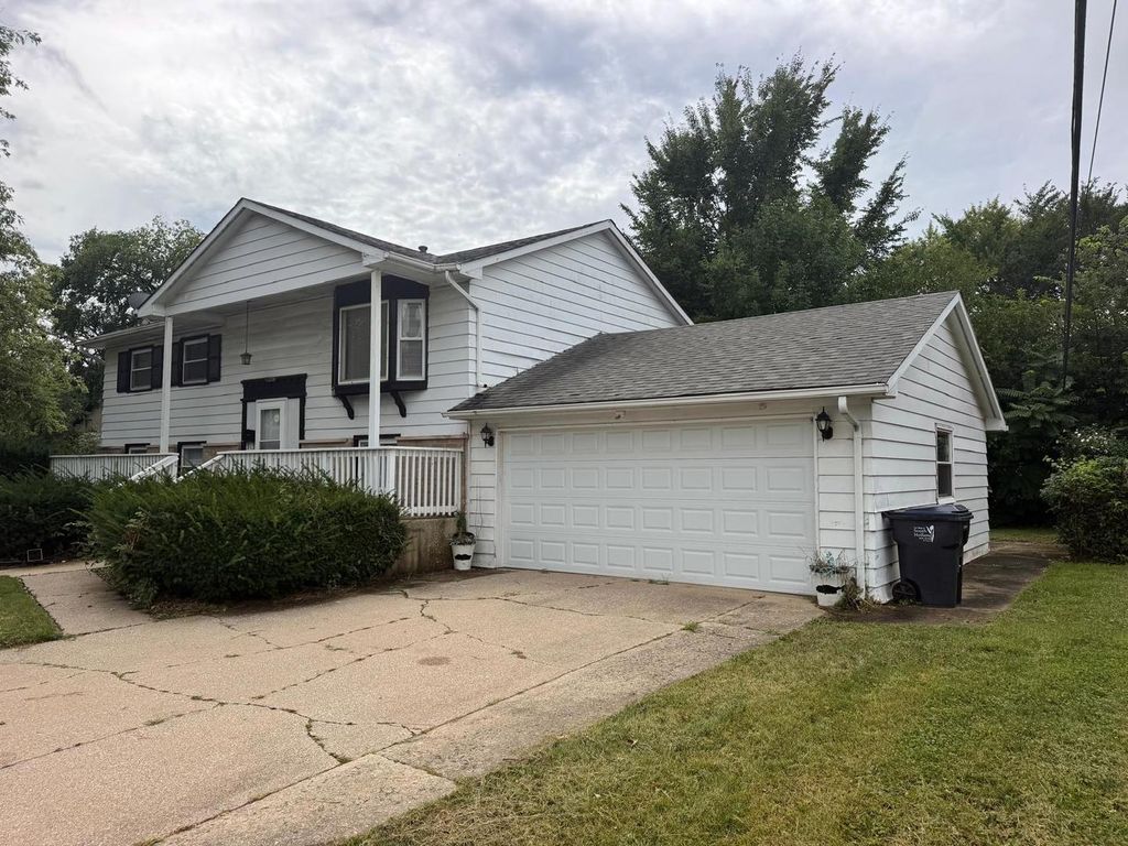 15726 Avalon Avenue, South Holland, IL 60473