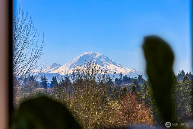 7756 58th Avenue NE, Seattle, WA 98115