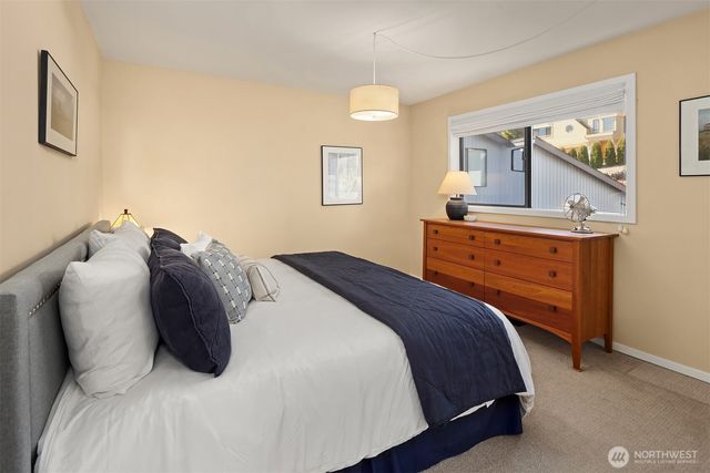 7756 58th Avenue NE, Seattle, WA 98115