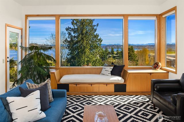 7756 58th Avenue NE, Seattle, WA 98115