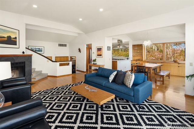 7756 58th Avenue NE, Seattle, WA 98115