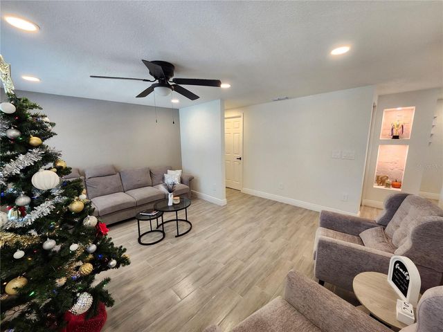 12828 103RD WAY, Largo, FL 33773