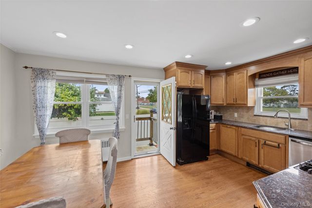 328 1st Avenue, Lindenhurst, NY 11757