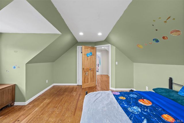 328 1st Avenue, Lindenhurst, NY 11757