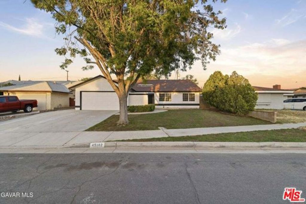 45102 Camolin Avenue, Lancaster, CA 93534