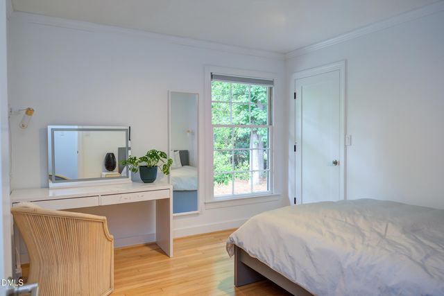 809 Tinkerbell Road, Chapel Hill, NC 27517