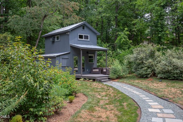 809 Tinkerbell Road, Chapel Hill, NC 27517