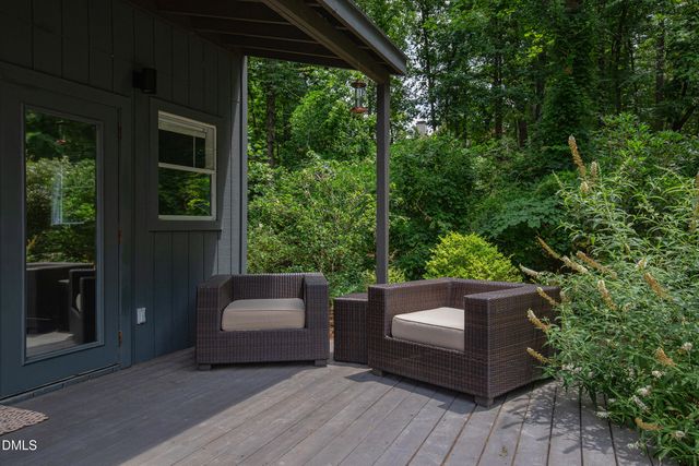 809 Tinkerbell Road, Chapel Hill, NC 27517