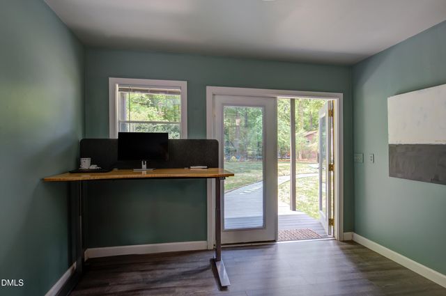 809 Tinkerbell Road, Chapel Hill, NC 27517