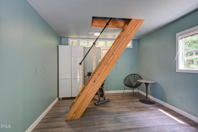 809 Tinkerbell Road, Chapel Hill, NC 27517