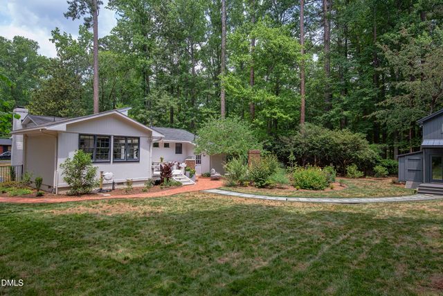809 Tinkerbell Road, Chapel Hill, NC 27517