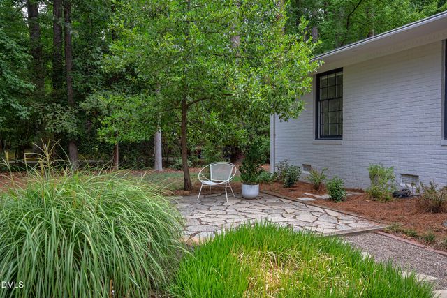 809 Tinkerbell Road, Chapel Hill, NC 27517