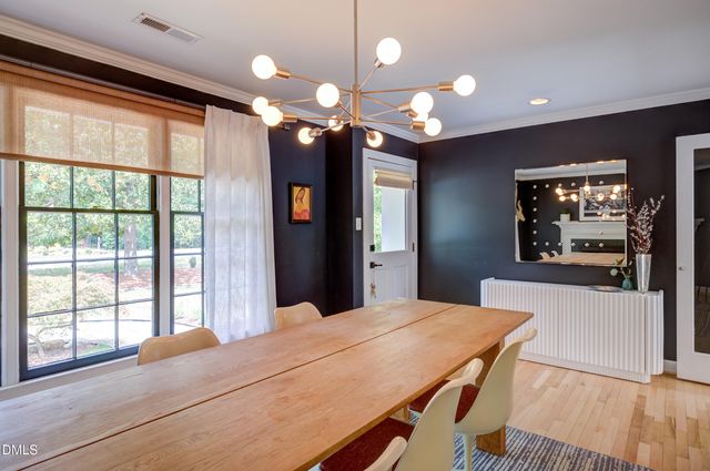 809 Tinkerbell Road, Chapel Hill, NC 27517