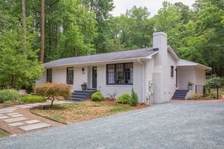 809 Tinkerbell Road, Chapel Hill, NC 27517