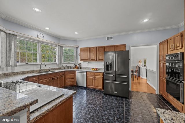 8 DEEP POWDER CT, Woodstock, MD 21163