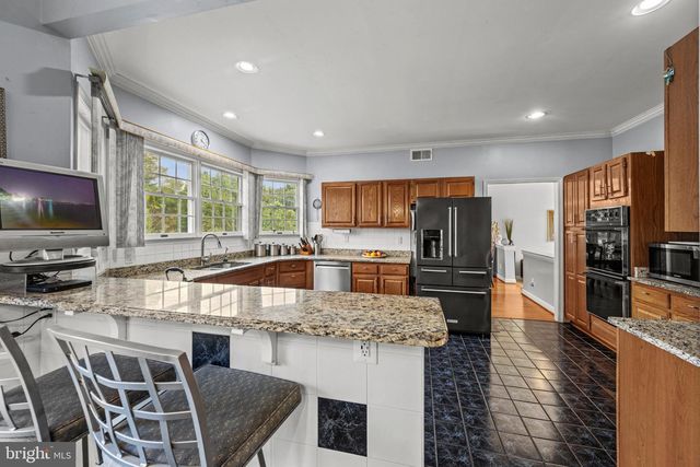 8 DEEP POWDER CT, Woodstock, MD 21163