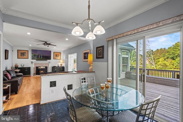 8 DEEP POWDER CT, Woodstock, MD 21163