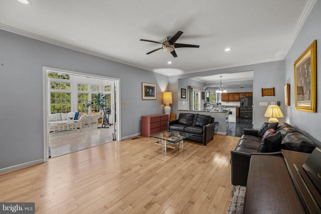 8 DEEP POWDER CT, Woodstock, MD 21163