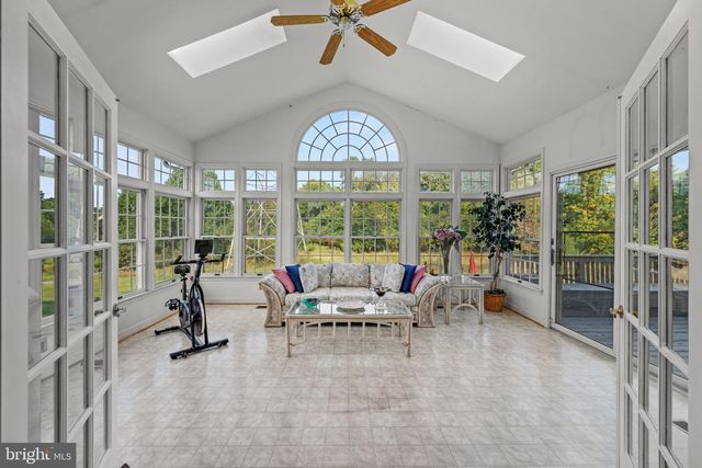 8 DEEP POWDER CT, Woodstock, MD 21163