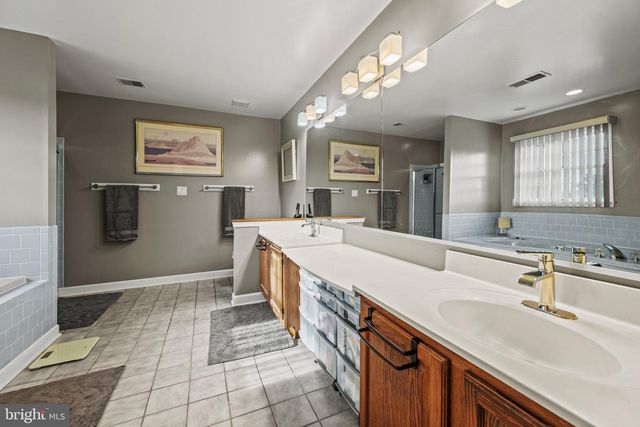 8 DEEP POWDER CT, Woodstock, MD 21163