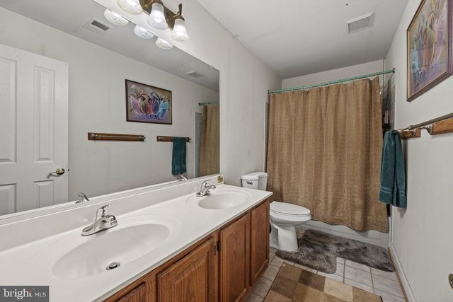 8 DEEP POWDER CT, Woodstock, MD 21163